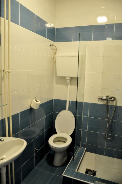 Rooms Karadjordje بلغراد المظهر الخارجي الصورة