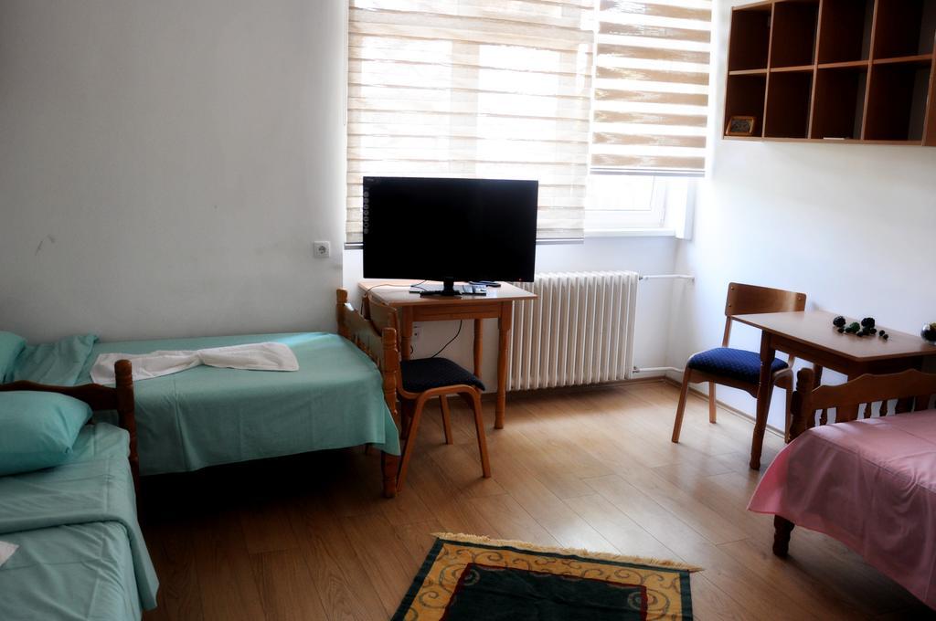 Rooms Karadjordje بلغراد المظهر الخارجي الصورة
