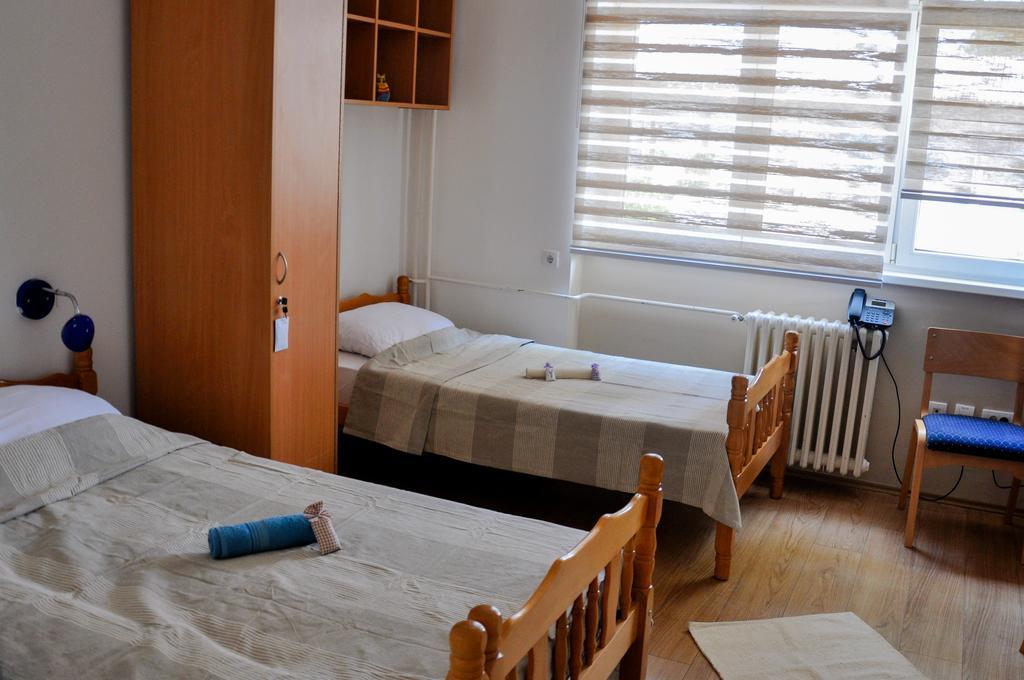 Rooms Karadjordje بلغراد المظهر الخارجي الصورة